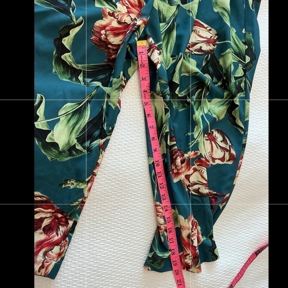 PatBO Botanica Floral Belted Cropped Pants - Picture 13 of 16